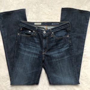 AG mid rise jeans 29R